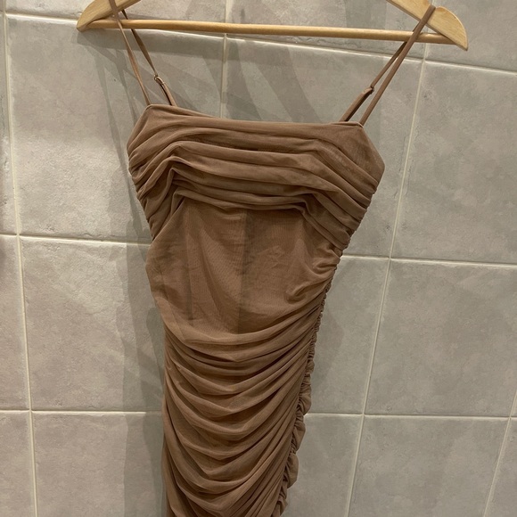 Aritzia Babaton dress #74028 - Picture 1 of 3